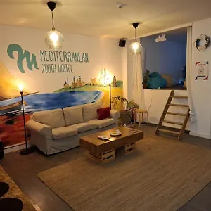 https://mediterranean-hostel-barcelona.topbarcelonahotels.com